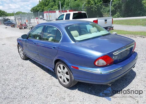 2004 Jaguar X-Type 3.0 from USA, damaged, VIN SAJEA51C74WE01156
